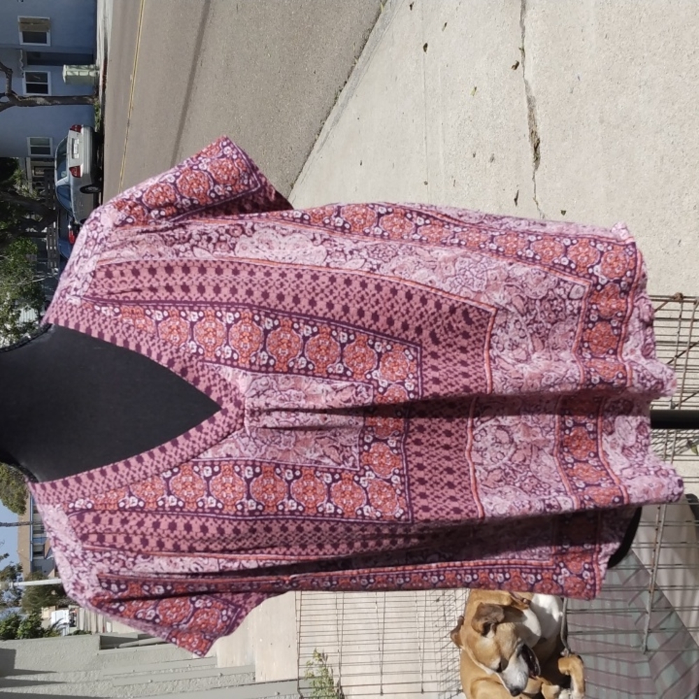 Lucky Brand XL Short-sleeve shirt w/many colors; maroon, orange, & off white.